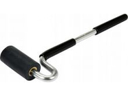 Валик прижимной резиновый 38х75мм со стальной ручкой 320мм Yato YT-44150