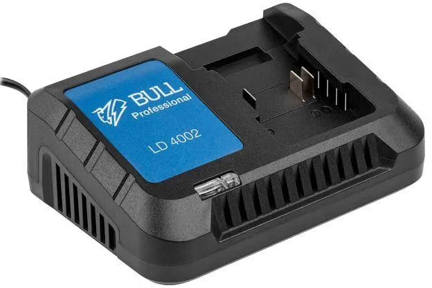 Зарядное устройство 18В 4.0А быстрая зарядка Bull LD 4002 (0329179)