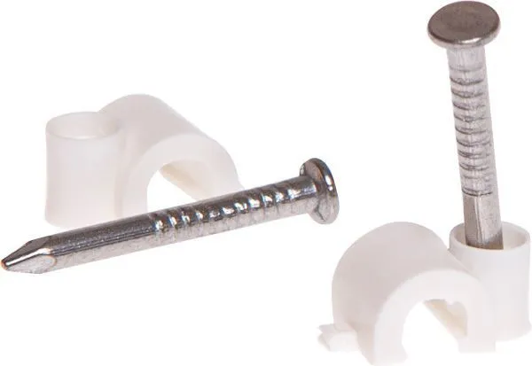 Скоба для крепления круглого кабеля 10 мм белая, с гвоздем (30 шт в зип-локе) Starfix (SMZ2-35838-30)
